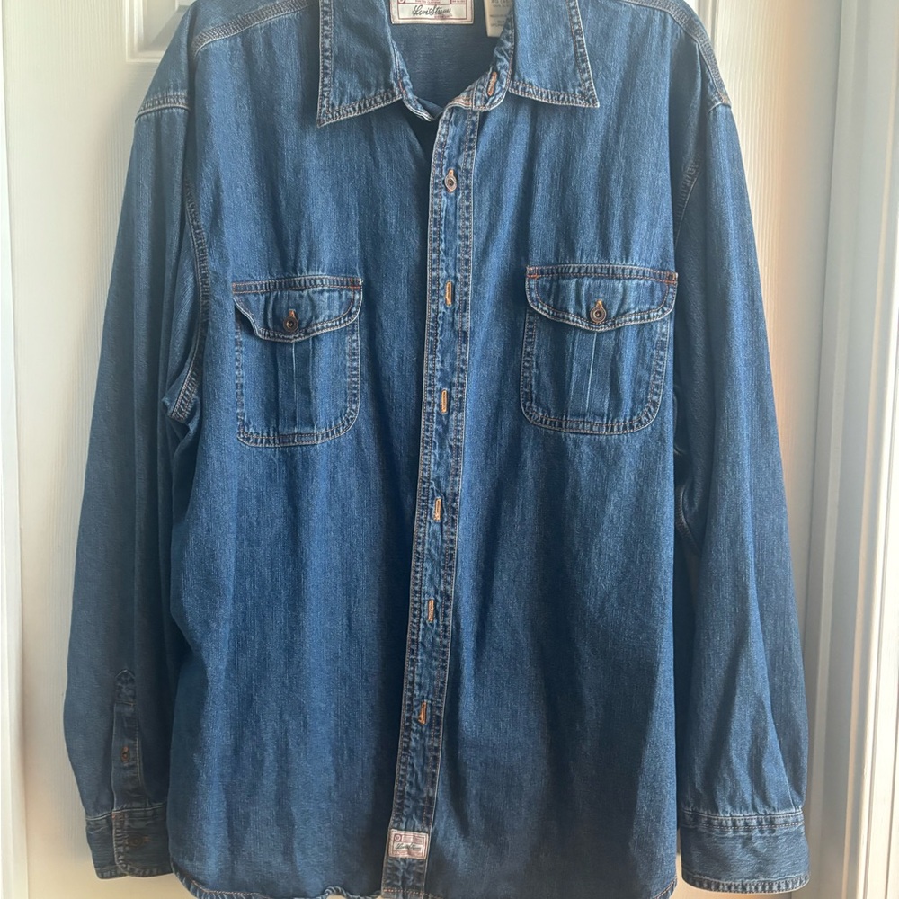 Levi Strauss denim button up shirt men's XL